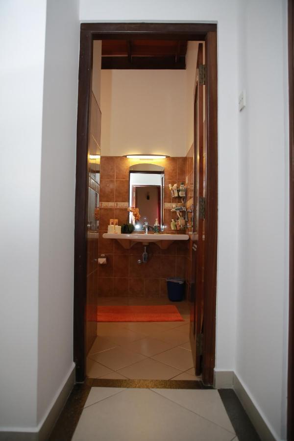 Colombo Orchid Villa Exterior photo